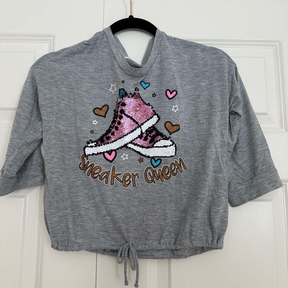 Beautees Gray 'Sneaker Queen' Short Sleeve Tee